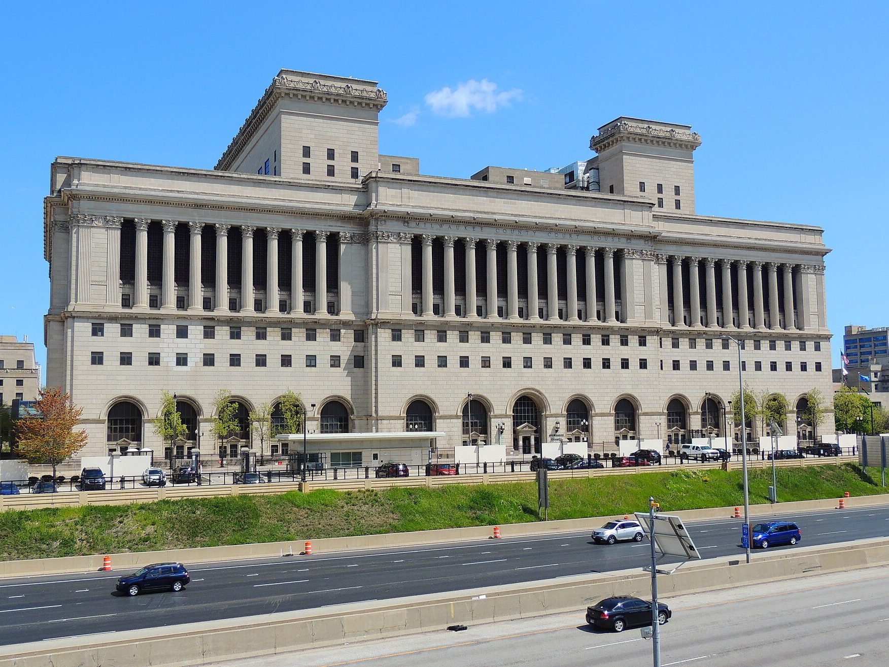 Milwaukee County Courthouse